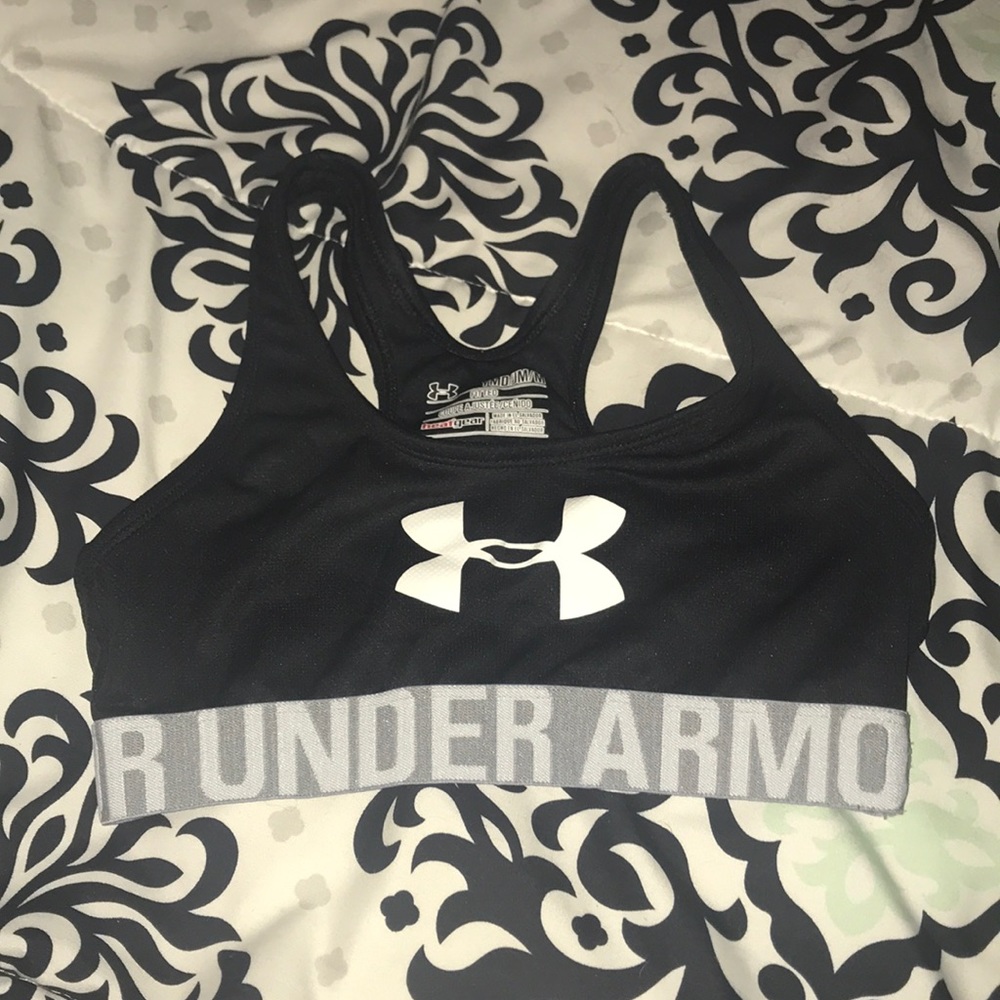 UA youth medium sports bra.